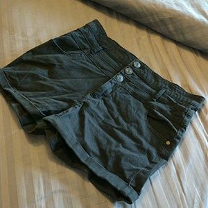 Celebritypink jean shorts